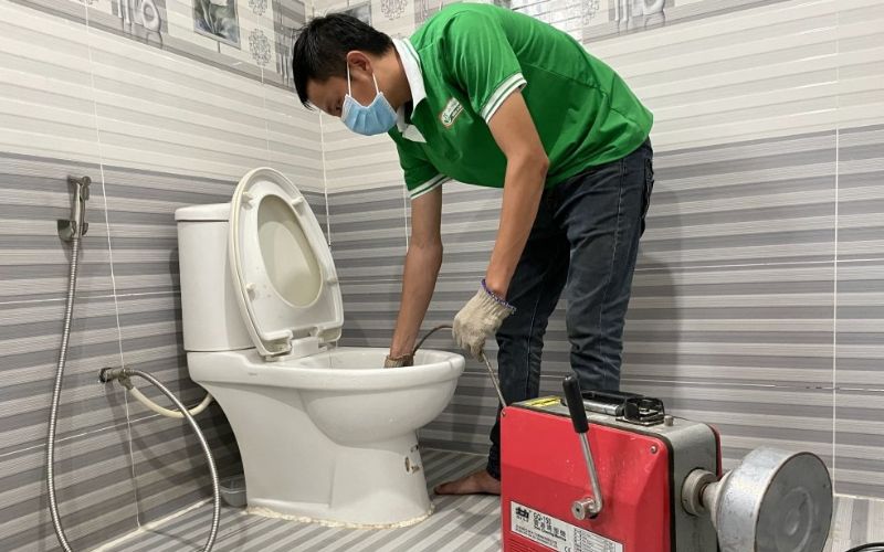 thông bồn cầu Long An