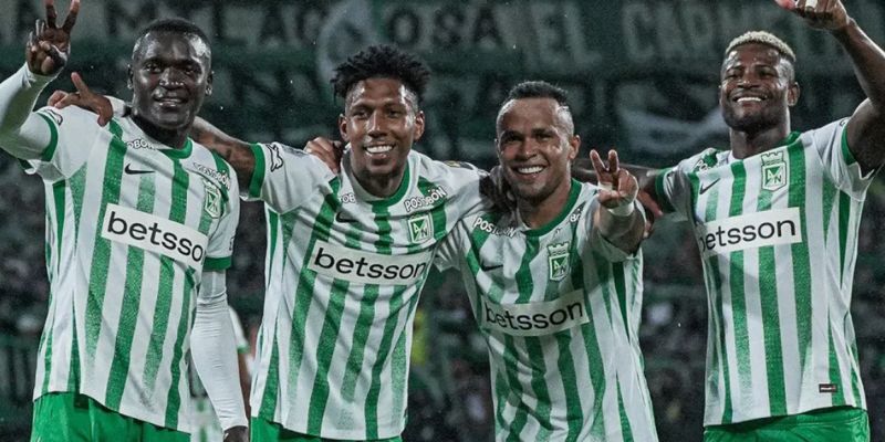 Văn hoá tạo dựng Nacional biểu tượng truyền thống