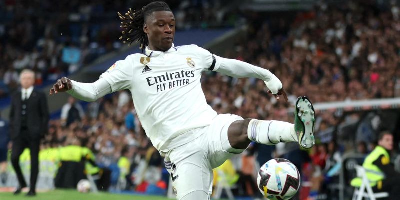 Tầm quan trọng của Eduardo Camavinga với lối chơi