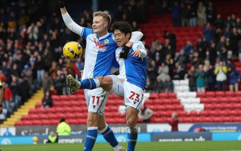 Nhìn lại trận Middlesbrough - Blackburn: Sự bế tắc của hàng công khiến hai đội chia điểm.