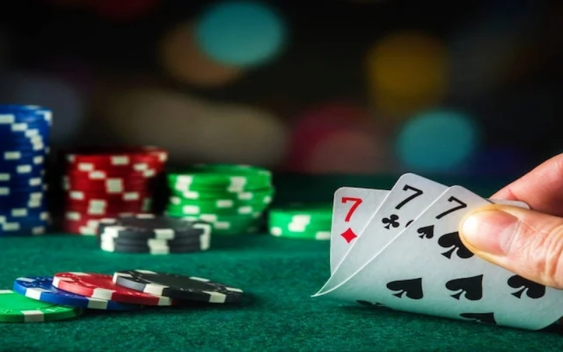 Nguyên tắc rút bài trong trò chơi bài phổ biến